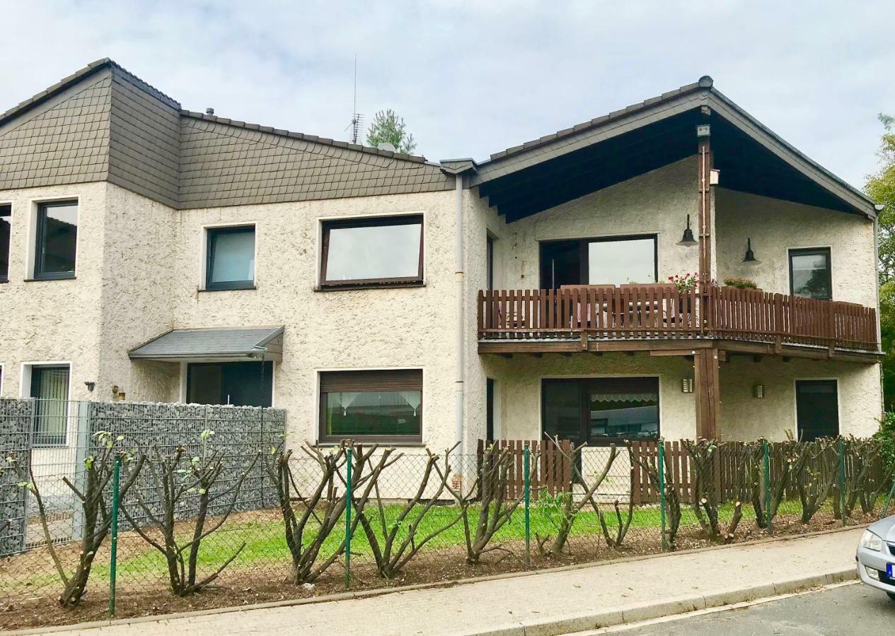 Besotel Erkrath- Schicke Fewo Oder Apartments Zentral Naehe Bahnhof Und Autobahn Im Neandertal Mit Glasfaser Wlan Und Freies Parken Luaran gambar